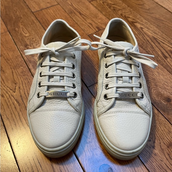 Woman’s GUCCI sneakers - Picture 3 of 8